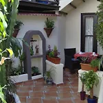 Apartment Mediterranean With Small Patio-terrace *